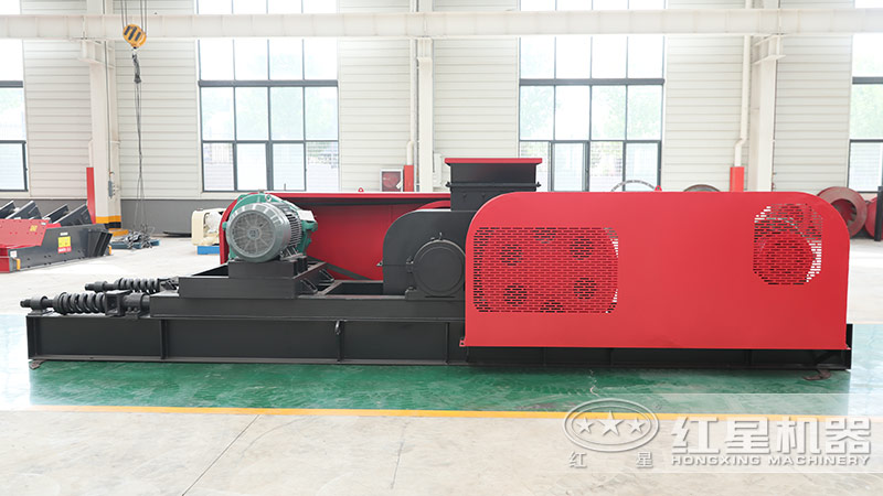 對輥破碎機(jī)車間實拍